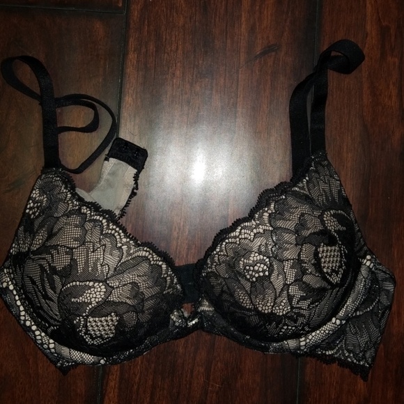 Victoria's Secret Other - Victoria's Secret Plunge Bra